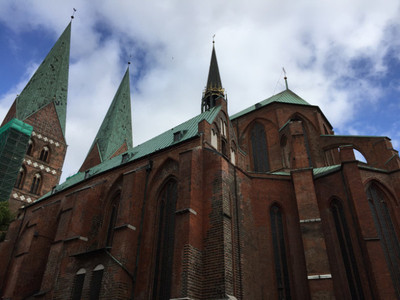 0437_201806eu.jpg